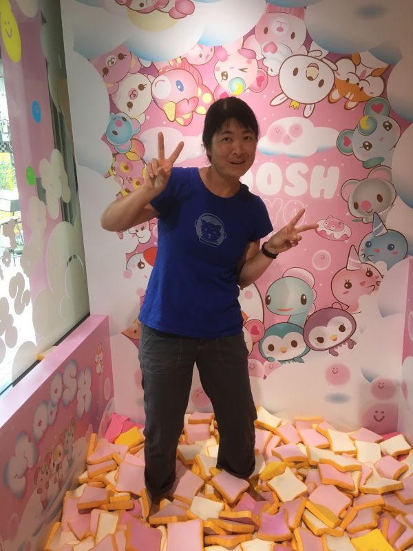 Mindy in Japan