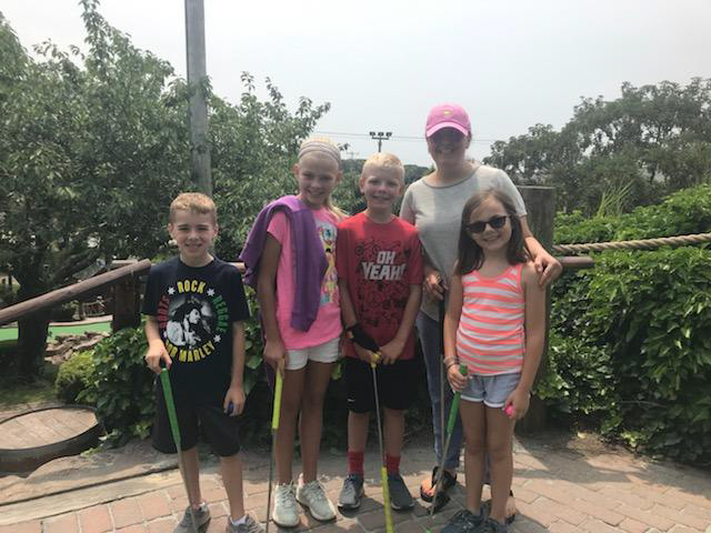 Aunt Alex & Her Mini-Golf Team